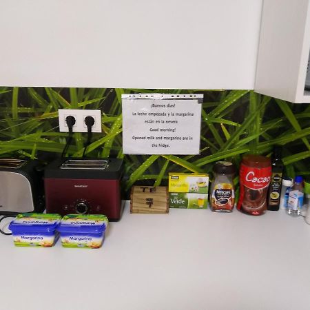 Grelo Hostel Ourense Bagian luar foto
