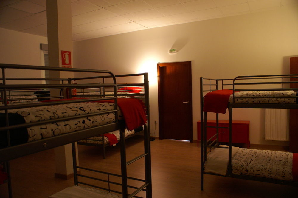 Grelo Hostel Ourense Bagian luar foto